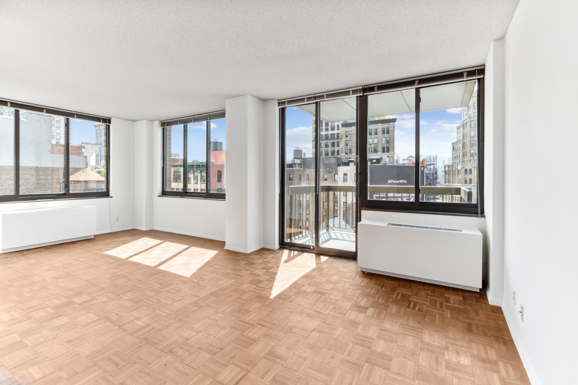 5 East 22nd Street 17C, Flatiron, Downtown, NYC - 2 Bedrooms  
2 Bathrooms  
5 Rooms - 