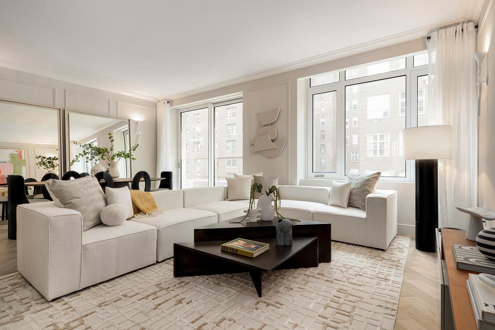 126 East 86th Street 8B, Upper East Side, Upper East Side, NYC - 3 Bedrooms  
2.5 Bathrooms  
5 Rooms - 