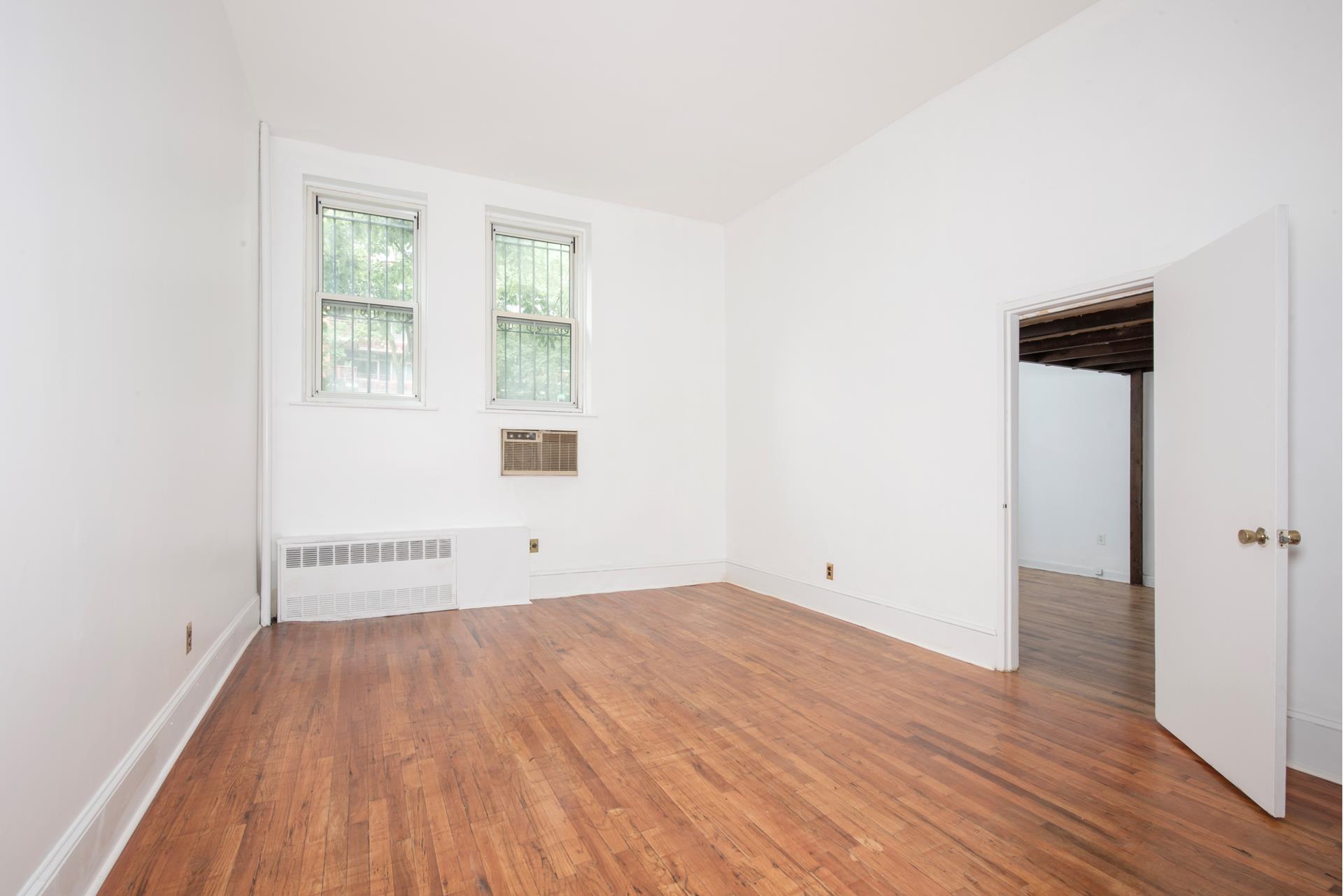 92 Horatio Street 1I, West Village, Downtown, NYC - 1 Bedrooms  
1 Bathrooms  
3 Rooms - 