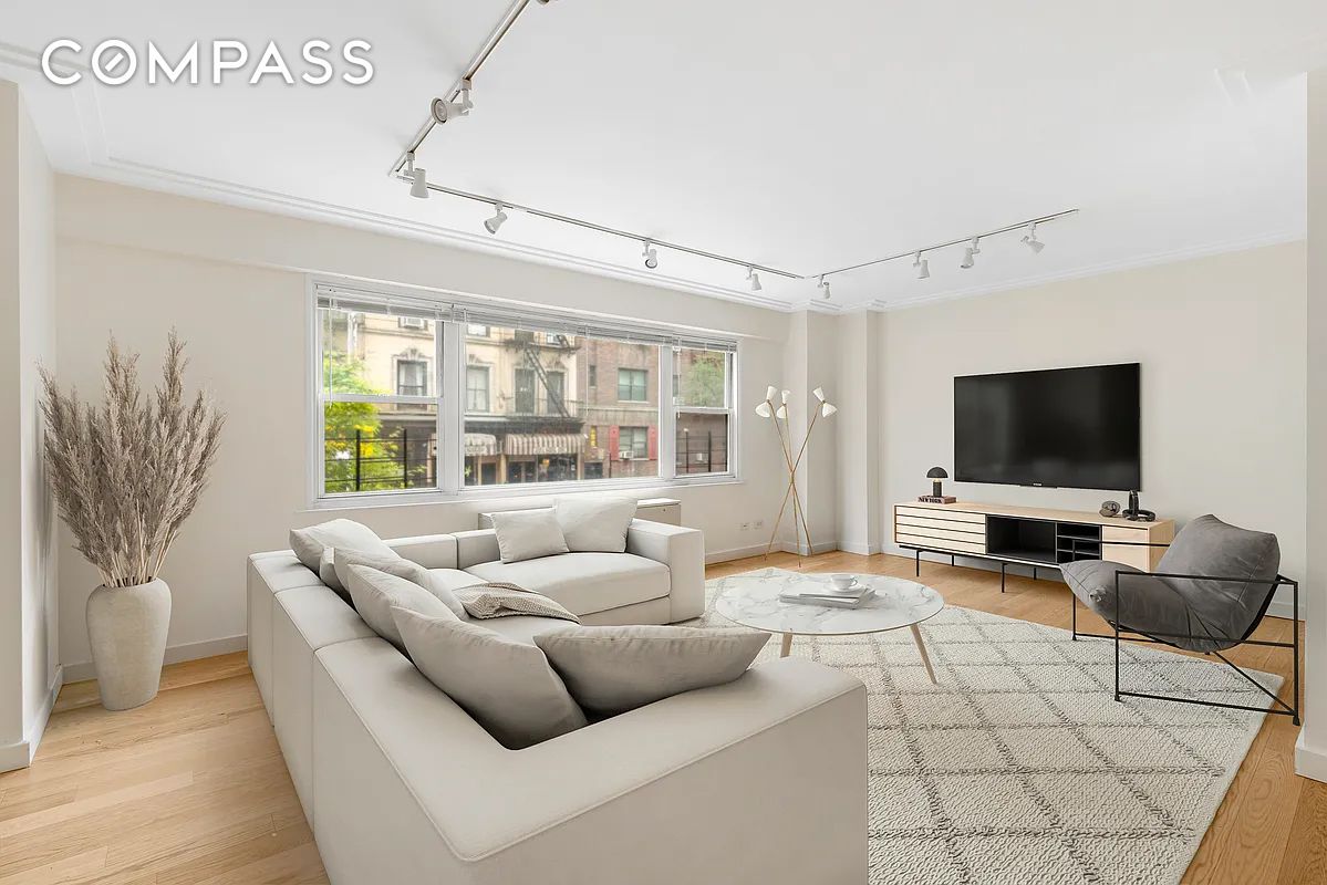 Photo 1 of 333 East 66th Street 2Fe, Upper East Side, NYC, $995,000, Web #: 1088077529