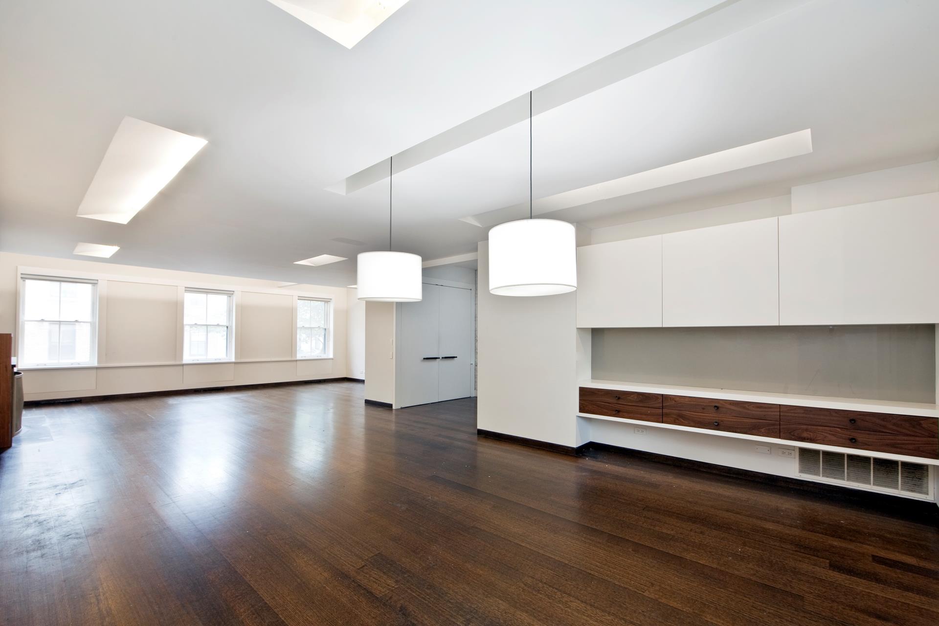 196 Baltic Street 2, Cobble Hill, Brooklyn, New York - 4 Bedrooms  
3 Bathrooms  
9 Rooms - 