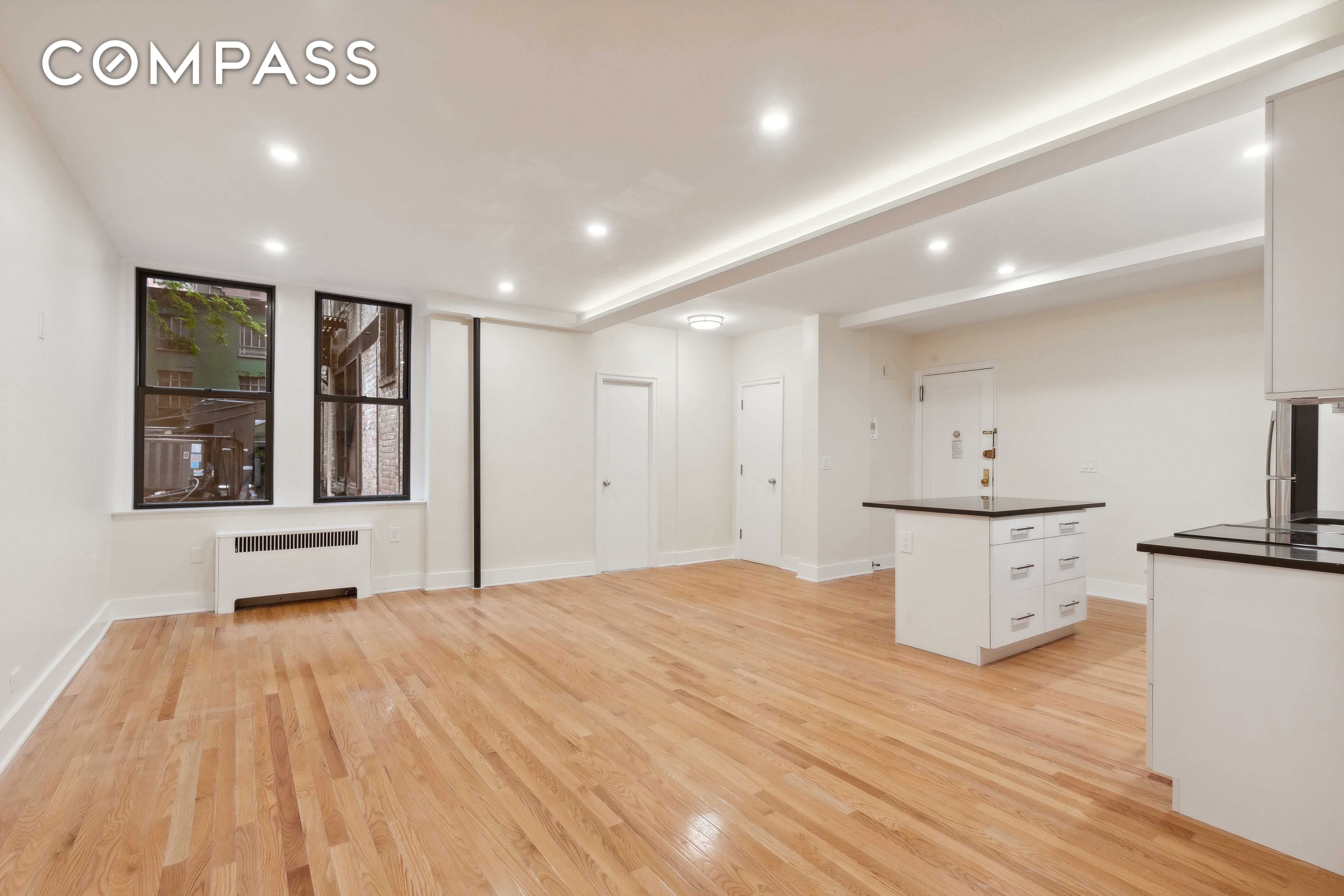 Photo 1 of 232 East 40th Street 2A, Midtown East, NYC, $5,000, Web #: 1088866311