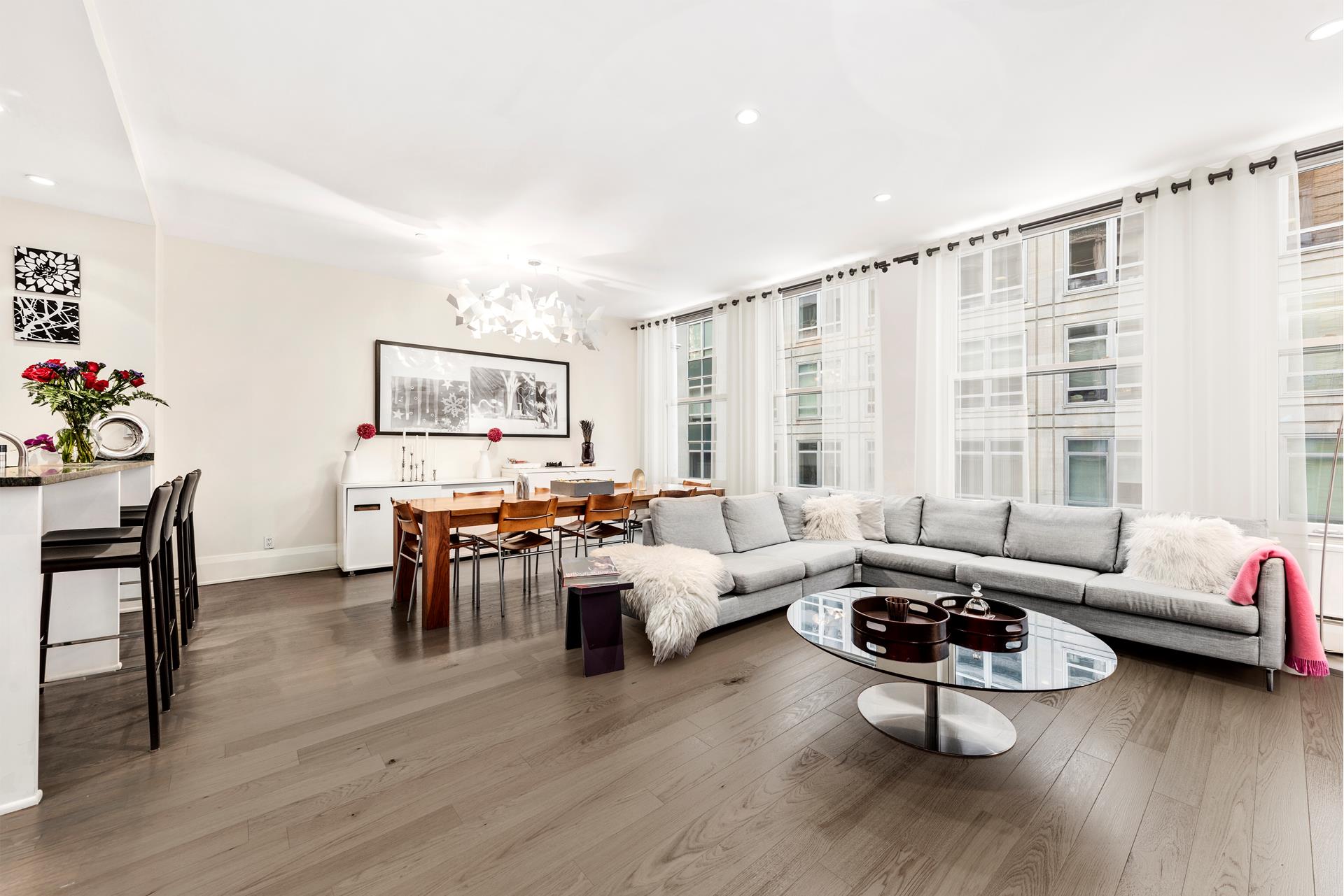 102 Fulton Street 4E, Fulton/Seaport, Downtown, NYC - 2 Bedrooms  
2 Bathrooms  
6 Rooms - 