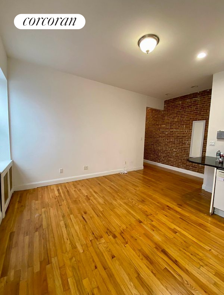 Photo 1 of 1720 2nd Avenue 2C, Upper East Side, NYC, $4,800, Web #: 1088877745