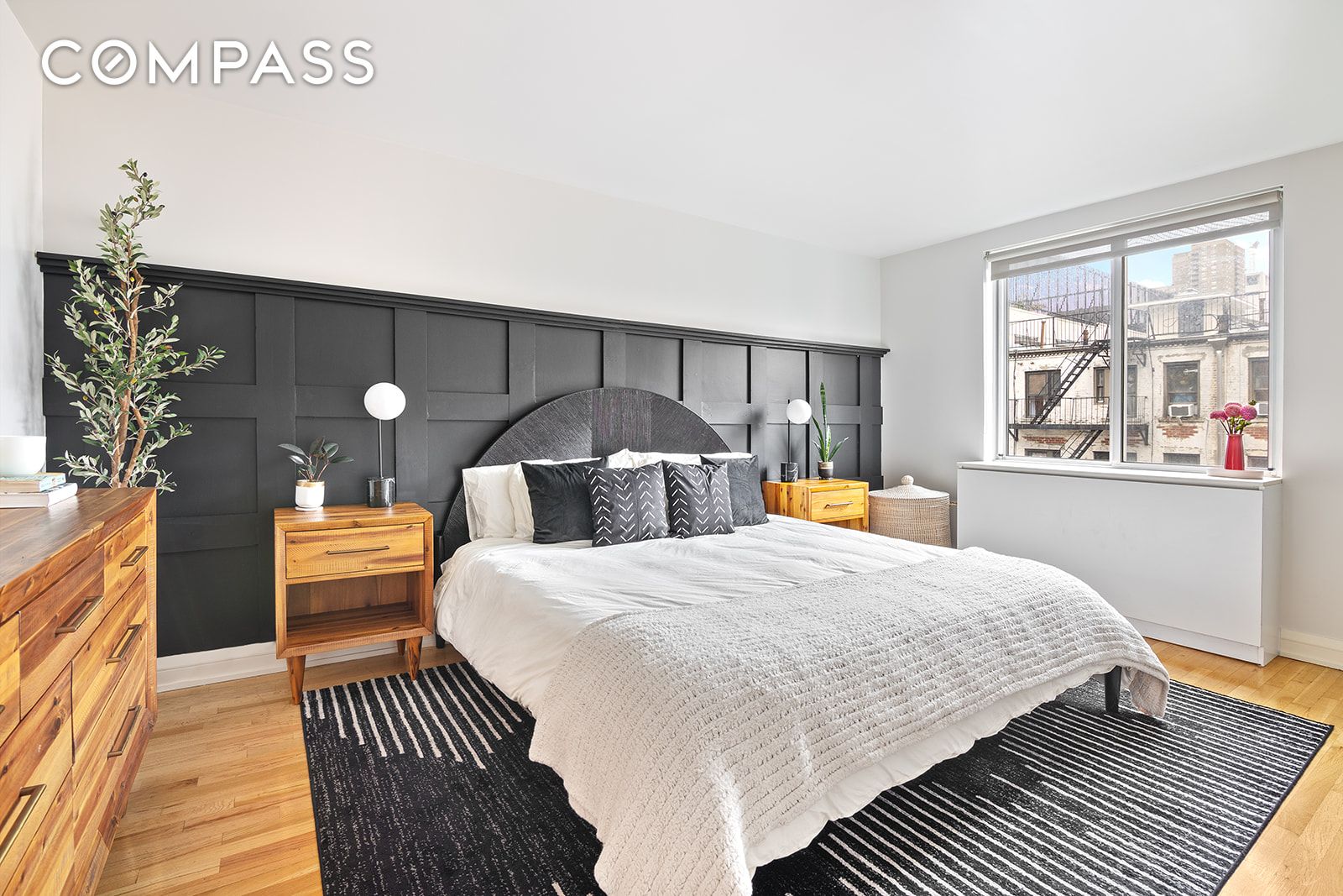 447 West 45th Street 5A, Hell S Kitchen, Midtown West, NYC - 2 Bedrooms  
2 Bathrooms  
3 Rooms - 