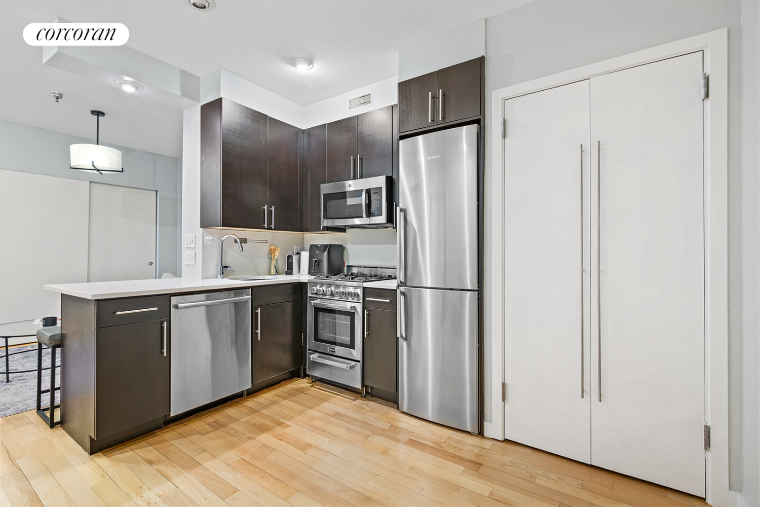 107 Ave A 2F, East Village, Downtown, NYC - 2 Bedrooms  
2 Bathrooms  
4 Rooms - 