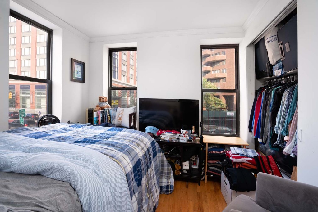 348 East 110th Street 3, East Harlem, Upper Manhattan, NYC - 1 Bedrooms  
1 Bathrooms  
2 Rooms - 