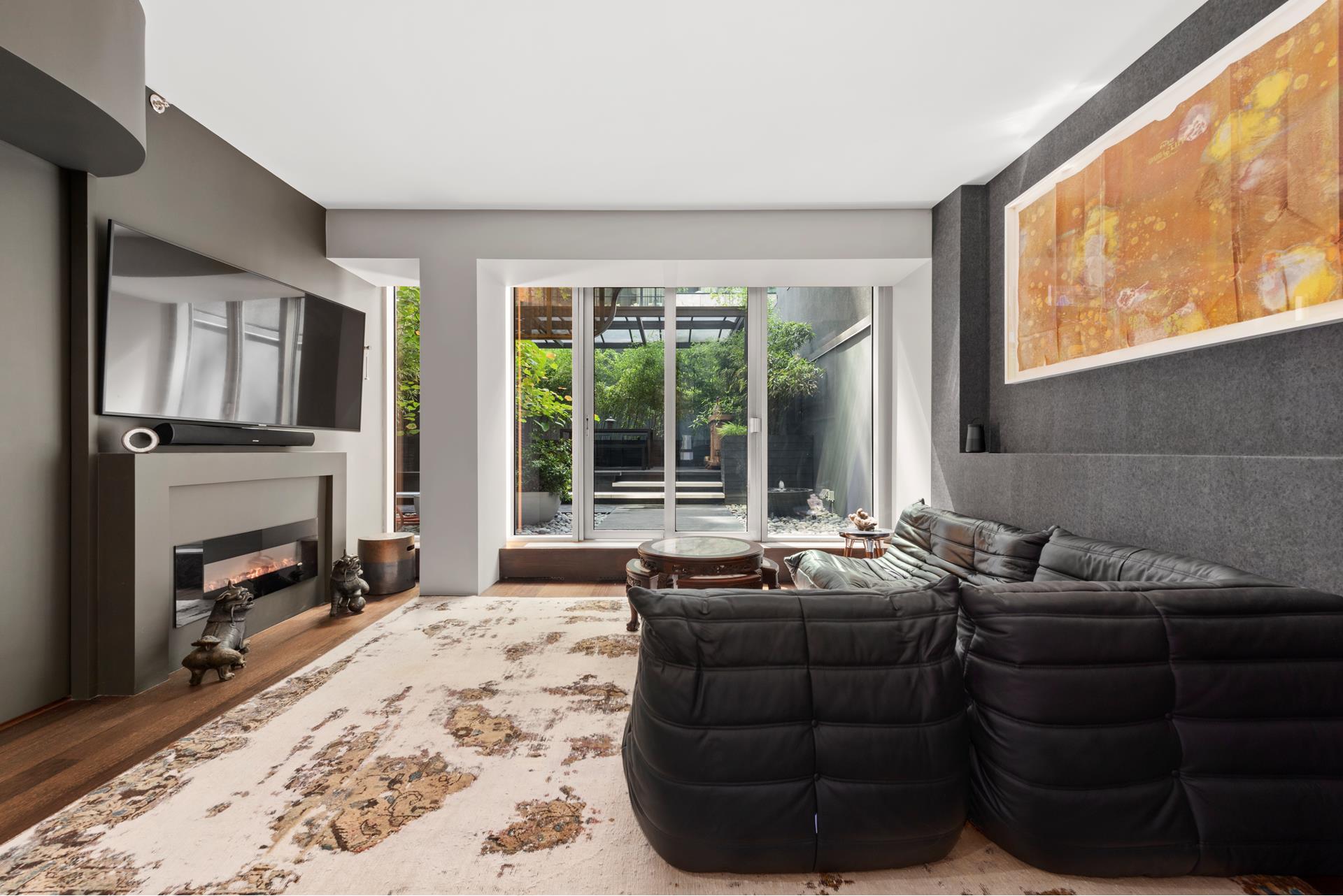 Photo 1 of 519 West 23rd Street Garden, Chelsea, NYC, $1,895,000, Web #: 1089056818