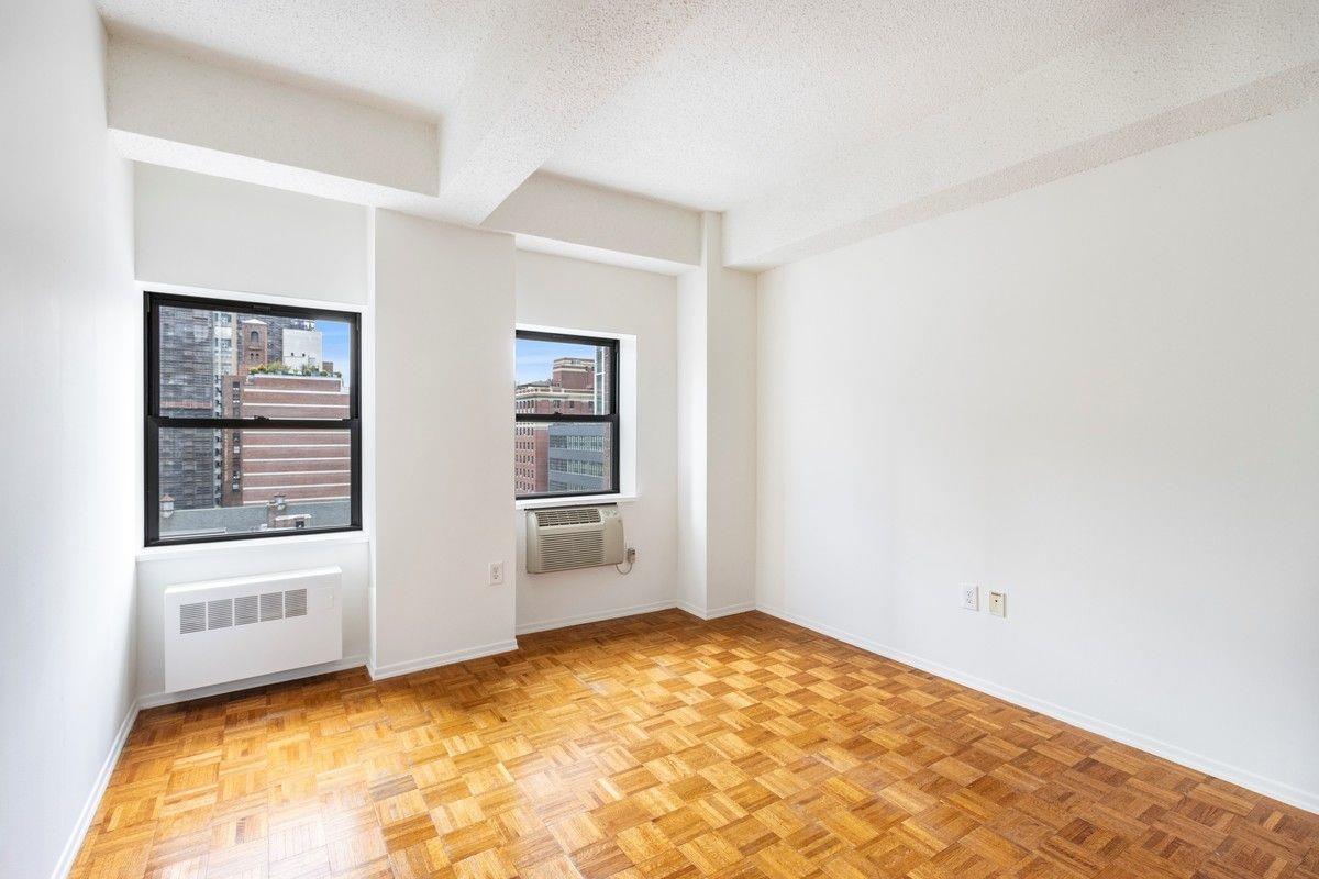 360 West 34th Street 6-C, Chelsea,  - 2 Bedrooms  
1 Bathrooms  
4 Rooms - 