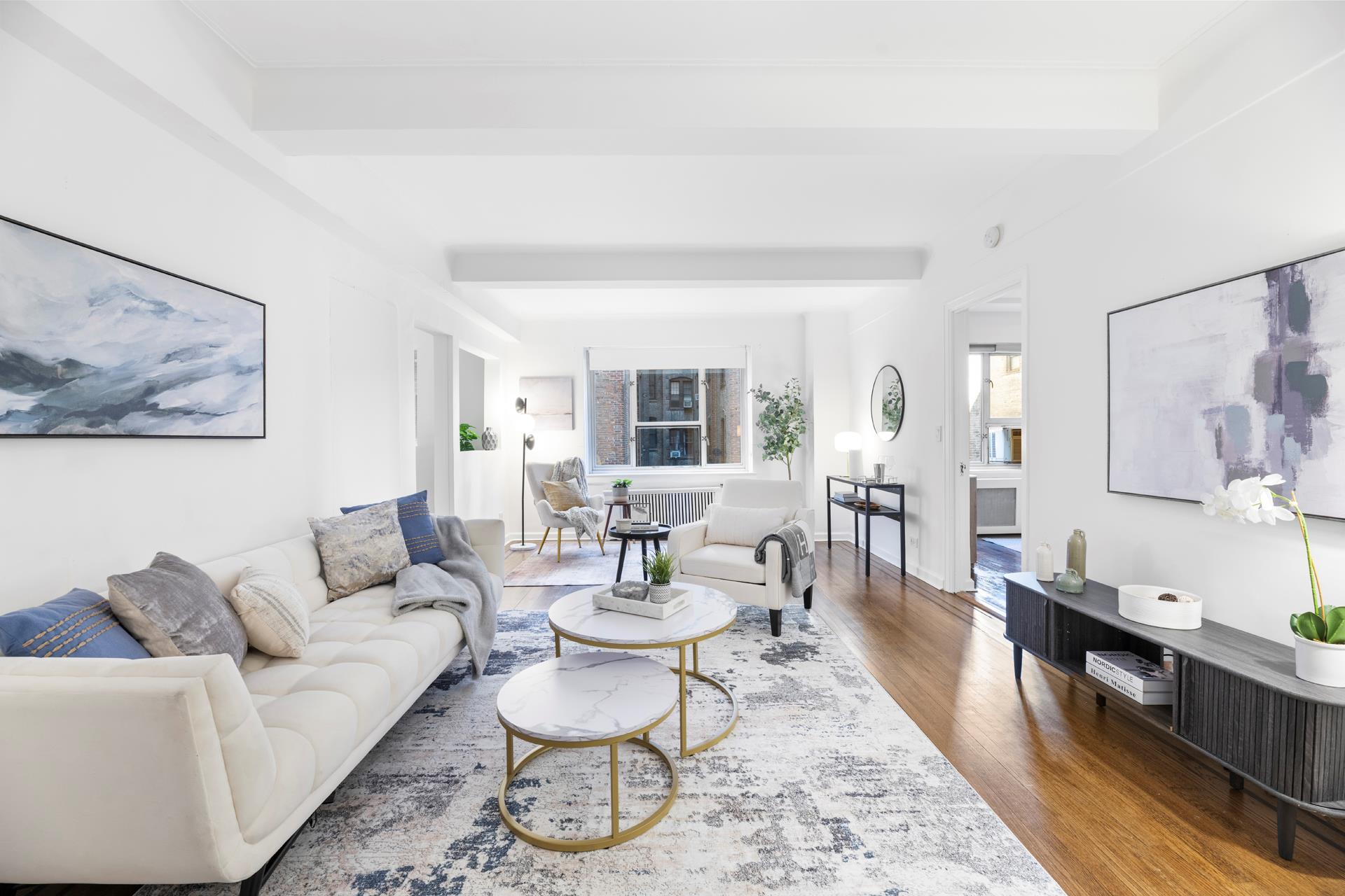 7 West 96th Street 2Ef, Upper West Side, Upper West Side, NYC - 2 Bedrooms  
2 Bathrooms  
5 Rooms - 