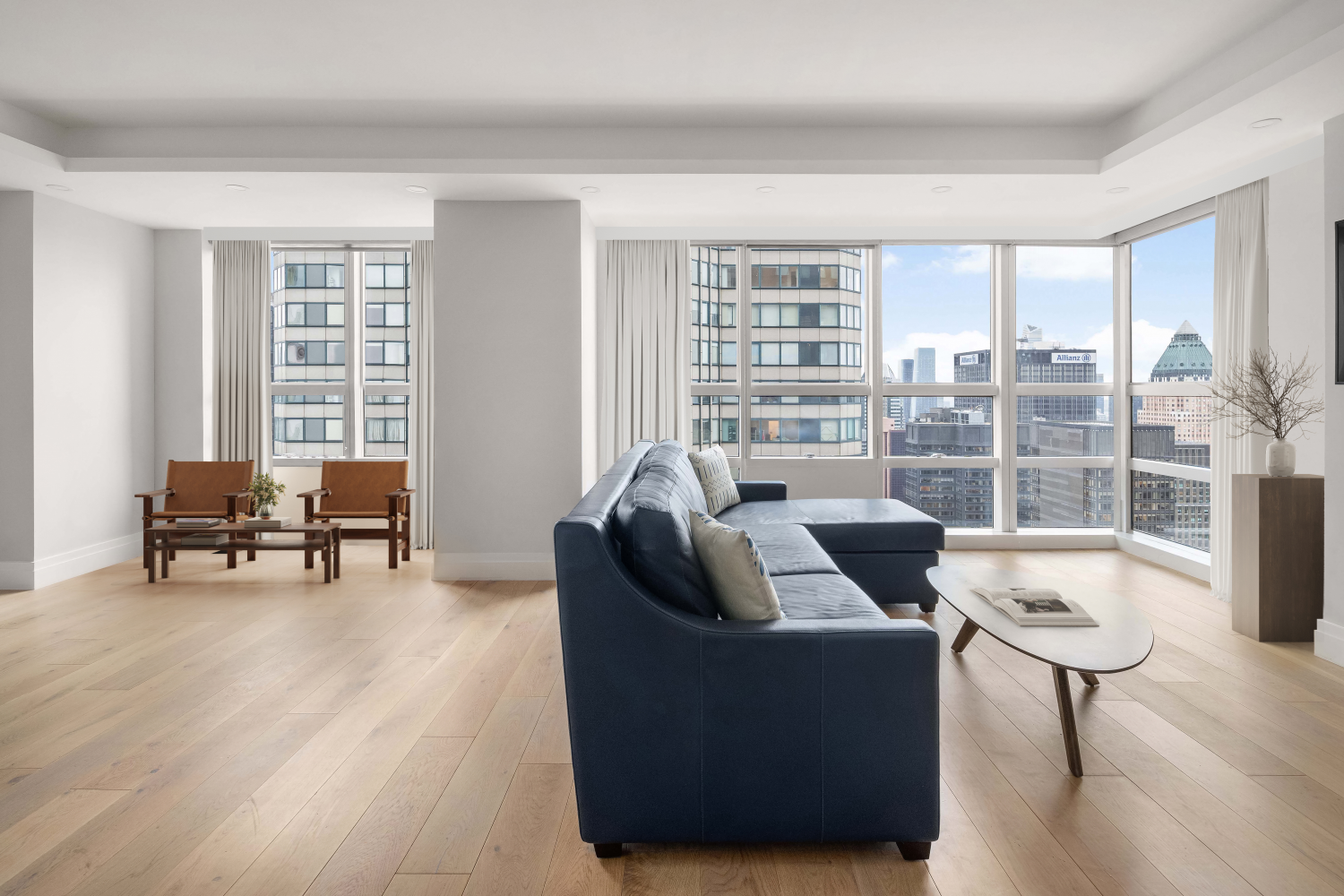 146 West 57th Street 66/67E, Chelsea And Clinton,  - 4 Bedrooms  
2.5 Bathrooms  
8 Rooms - 