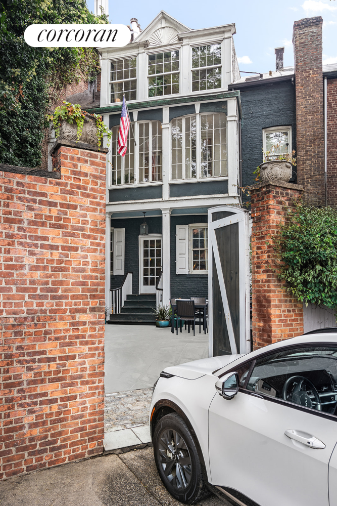 Photo 1 of 18 Commerce Street, West Village, NYC, $10,995,000, Web #: 1089129935