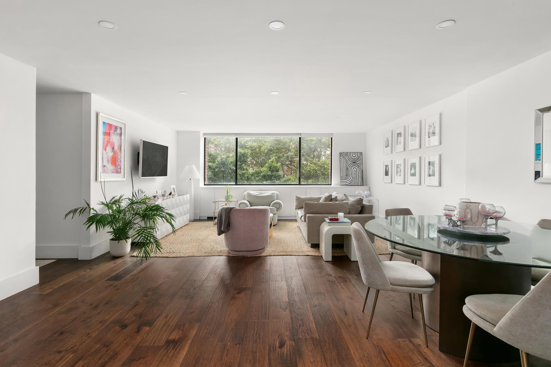 Photo 1 of 386 Columbus Avenue 5A, Upper West Side, NYC, $2,090,000, Web #: 1089376096