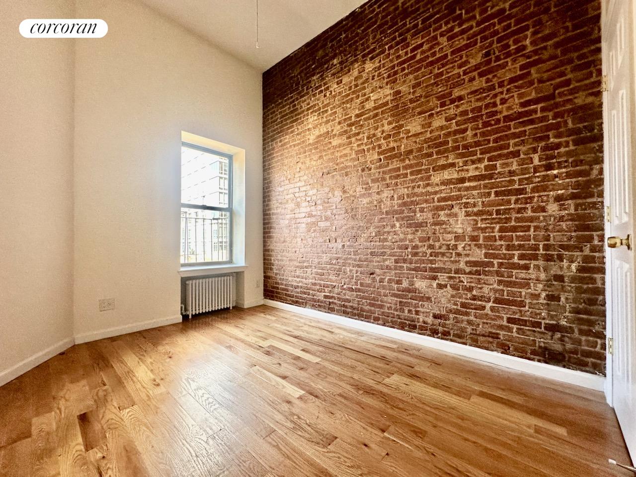 Photo 1 of 316 West 51st Street 5E, Midtown West, NYC, $3,700, Web #: 1089402715