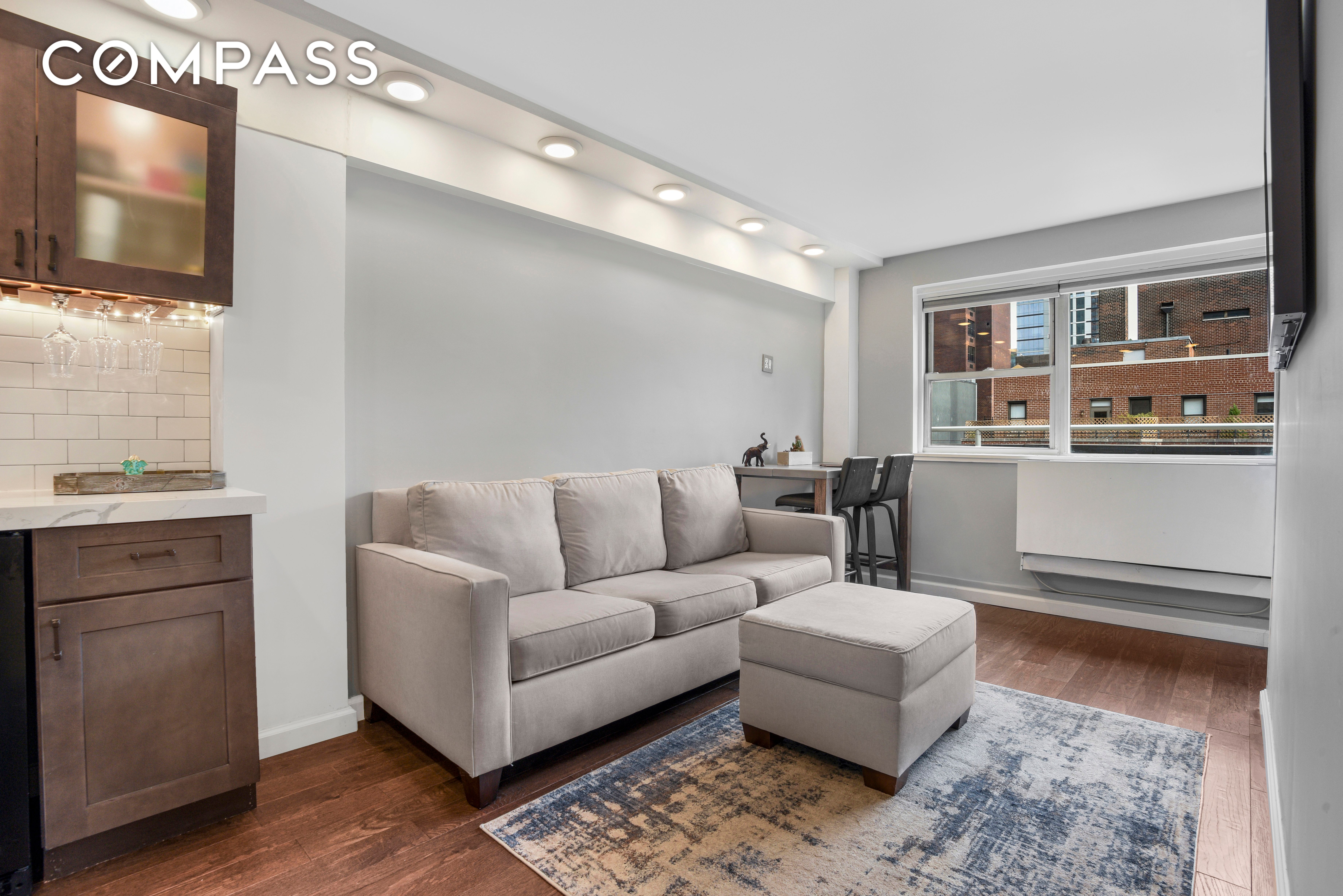 139 East 33rd Street Phd, Kips Bay, Midtown East, NYC - 1 Bedrooms  
1 Bathrooms  
3 Rooms - 