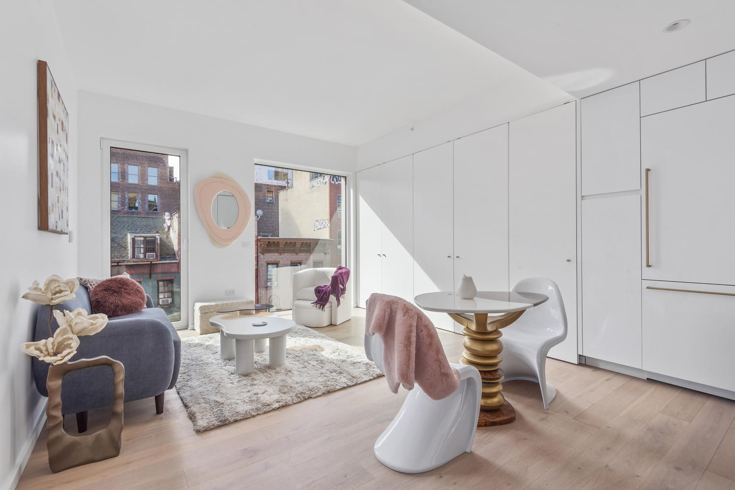 330 Grand Street 3A, Lower East Side, Downtown, NYC - 1 Bedrooms  
1 Bathrooms  
3 Rooms - 