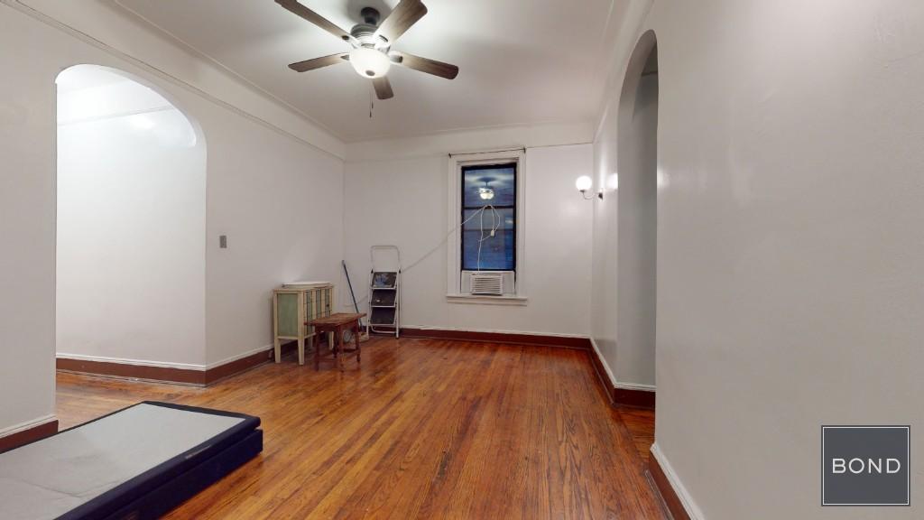 215 West 80th Street B2, Upper West Side, Upper West Side, NYC - 1 Bedrooms  
1 Bathrooms  
3 Rooms - 