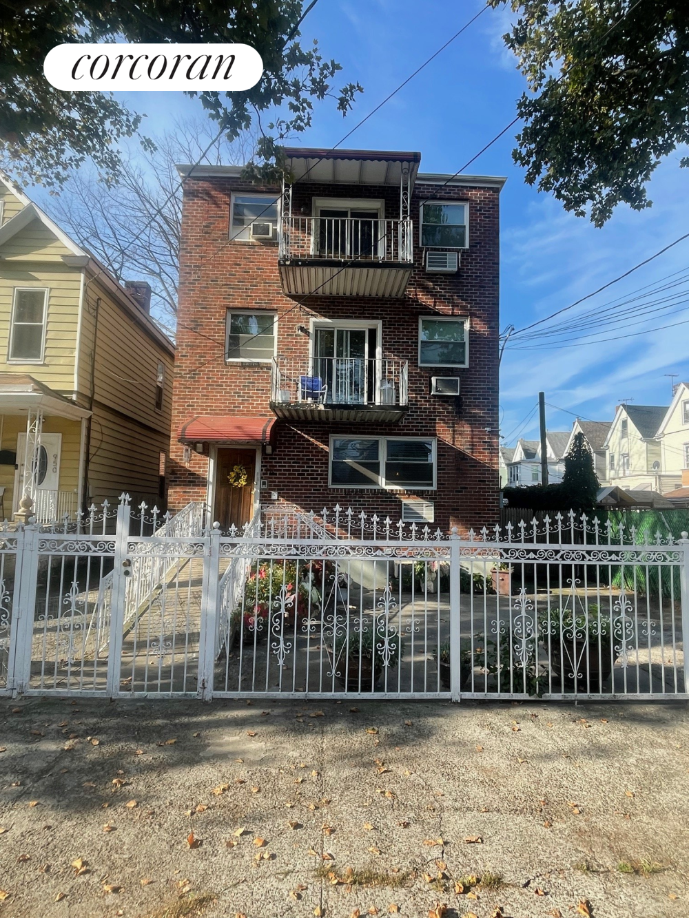 948 East 93rd Street, Canarsie, Brooklyn, New York - 9 Bedrooms  
6.5 Bathrooms  
13 Rooms - 