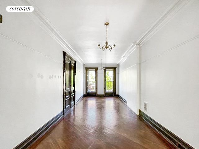 146 Halsey Street, Bedford-Stuyvesant, Brooklyn, New York - 6 Bedrooms  
4 Bathrooms  
10 Rooms - 