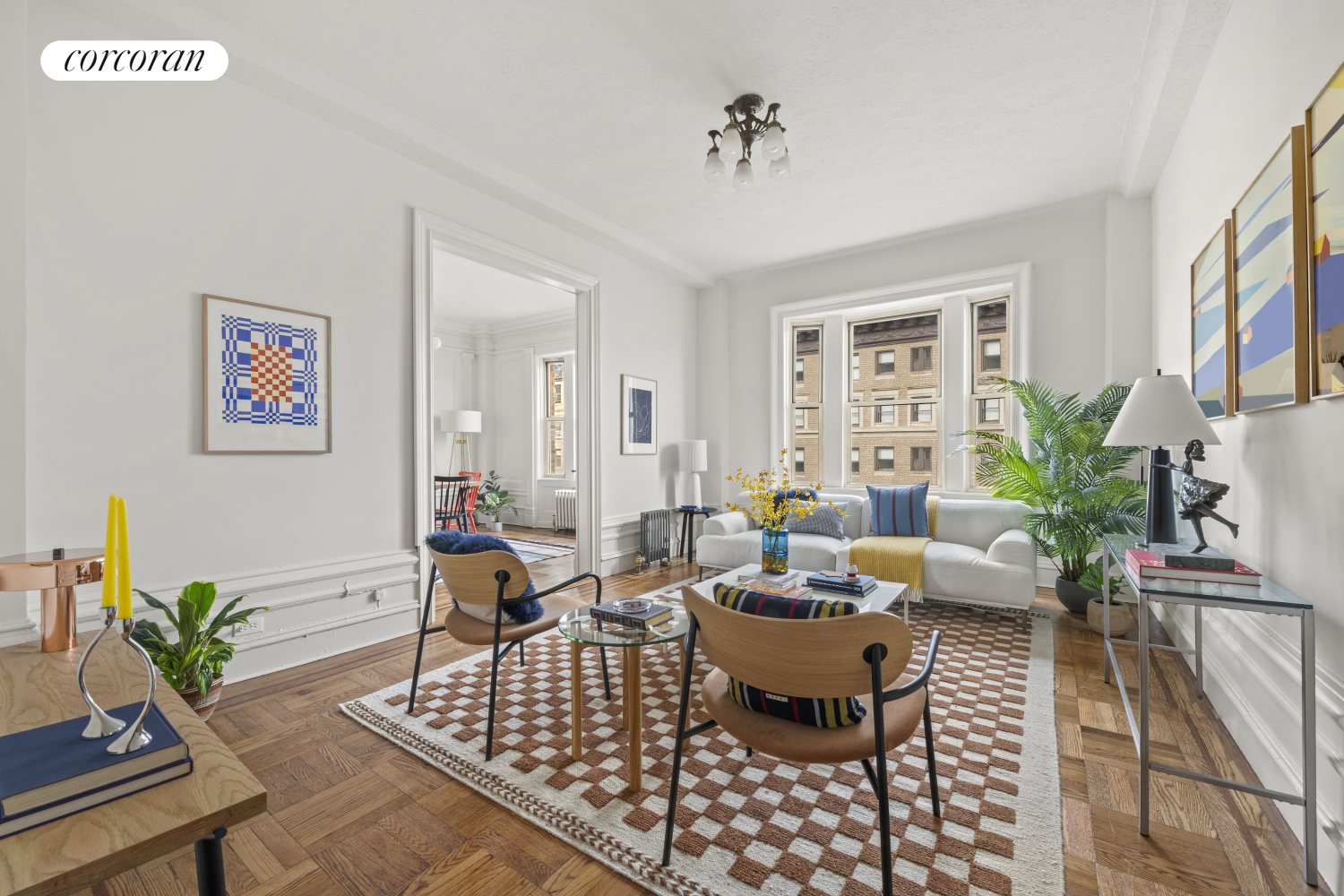 520 West 110th Street 12C, Upper West Side, Upper West Side, NYC - 3 Bedrooms  
1.5 Bathrooms  
6 Rooms - 