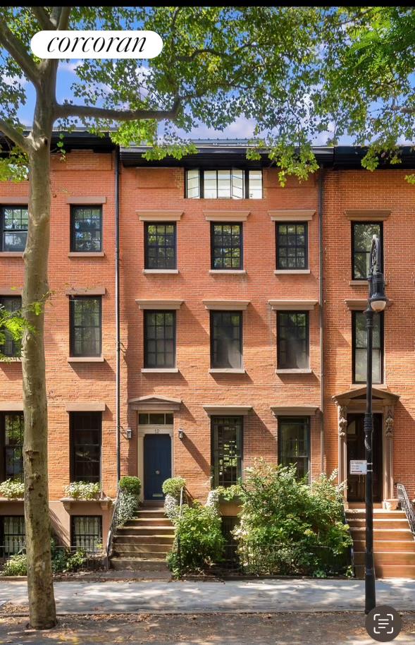 12 Sidney Place, Brooklyn Heights, Brooklyn, New York - 5 Bedrooms  
4.5 Bathrooms  
10 Rooms - 