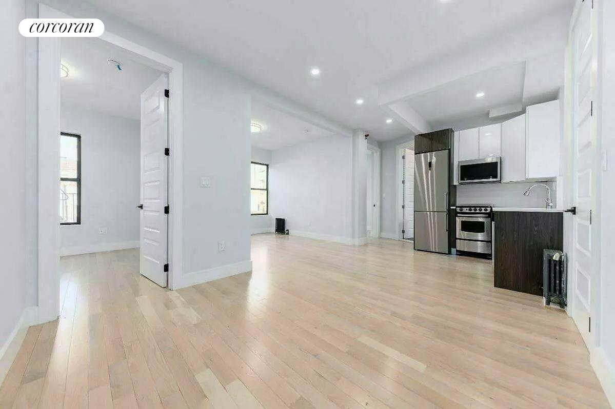 515 West 139th Street 16A, Hamilton Heights, Upper Manhattan, NYC - 3 Bedrooms  
1.5 Bathrooms  
6 Rooms - 