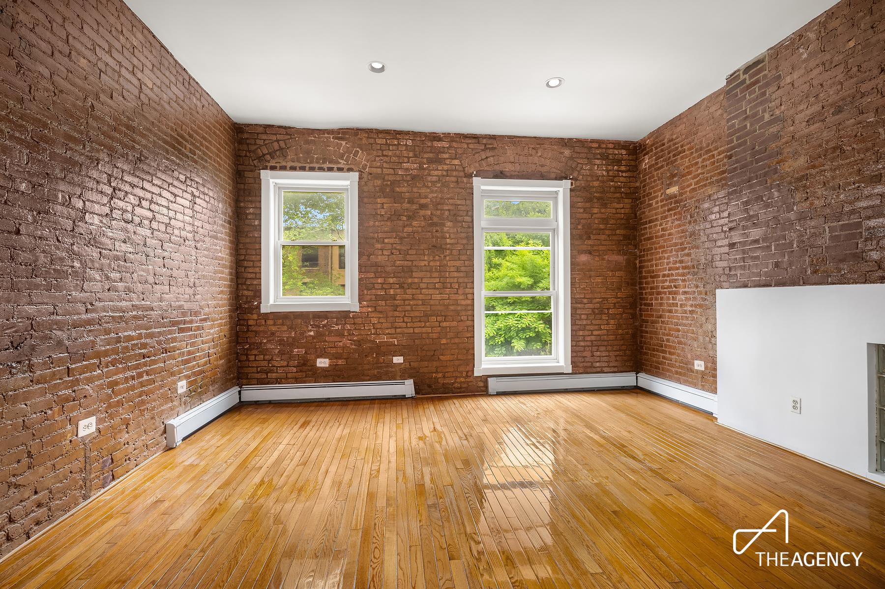 315 West 136th Street 2, West Harlem, Upper Manhattan, NYC - 1 Bedrooms  
1 Bathrooms  
4 Rooms - 