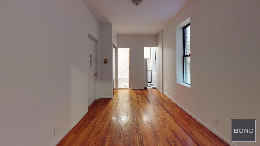 Photo 1 of 417 East 65th Street 11, Upper East Side, NYC, $2,750, Web #: 1089753629