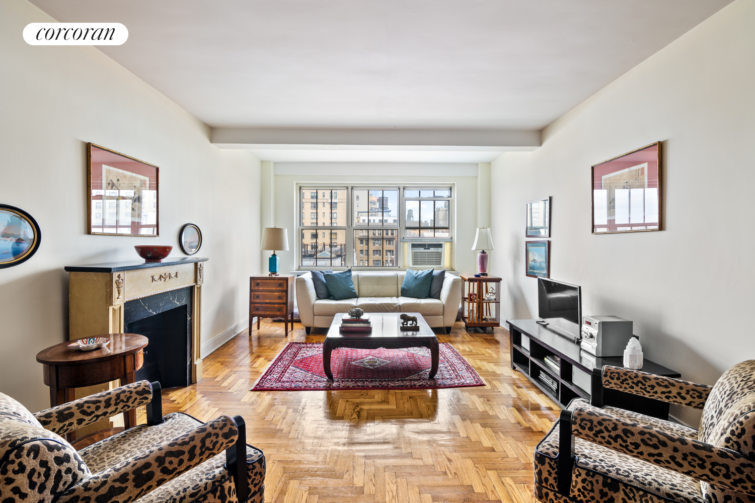 320 West 76th Street 8C, Upper West Side, Upper West Side, NYC - 2 Bedrooms  
1.5 Bathrooms  
5 Rooms - 