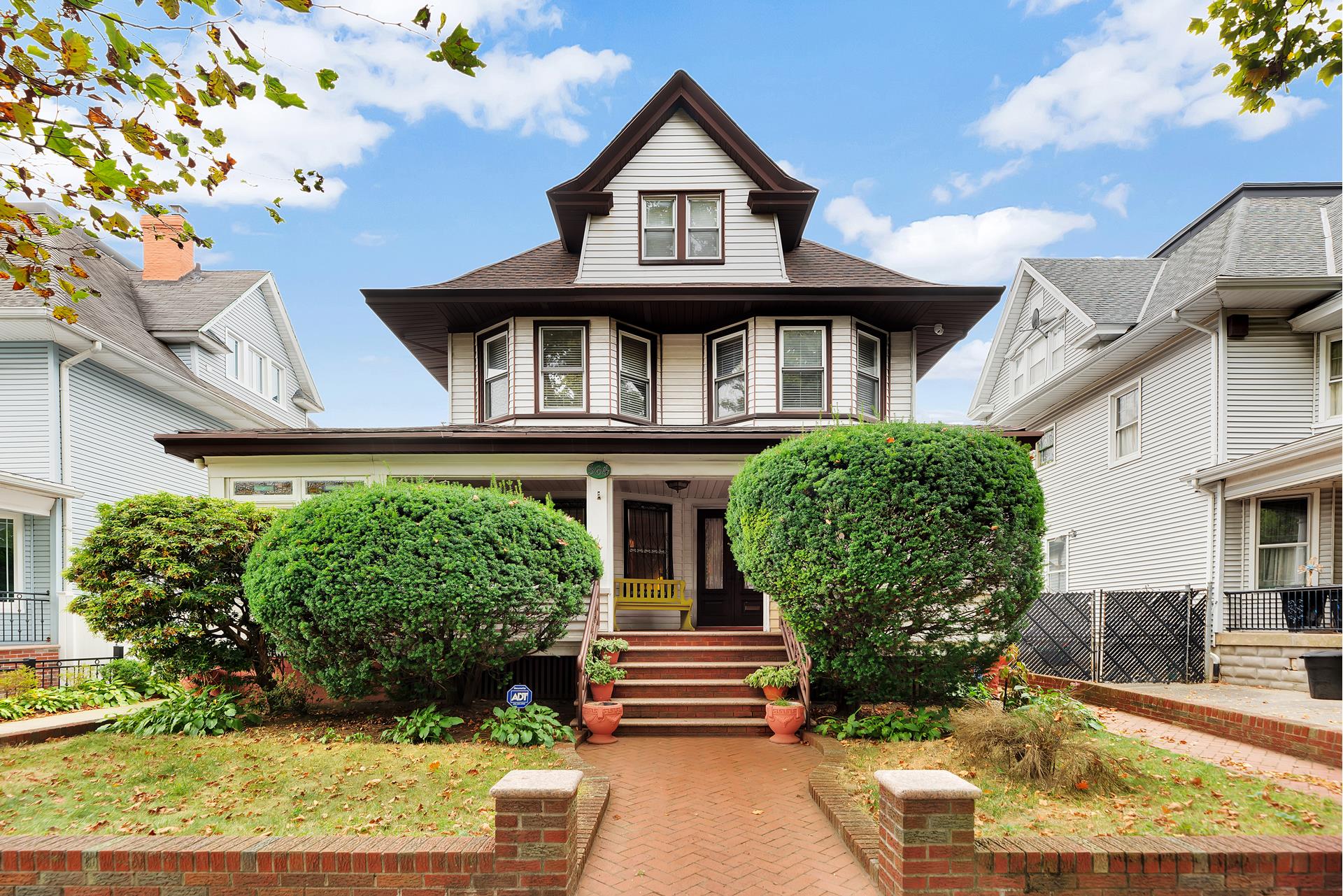 564 East 23rd Street, Ditmas Park, Brooklyn, New York - 7 Bedrooms  
4 Bathrooms  
22 Rooms - 