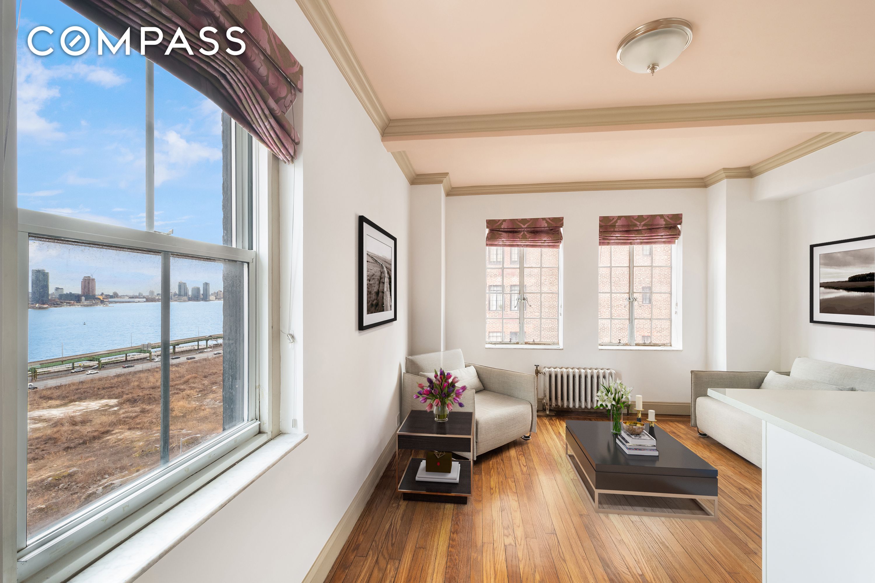 25 Tudor City Place 623, Murray Hill, Midtown East, NYC - 1 Bathrooms  
2 Rooms - 