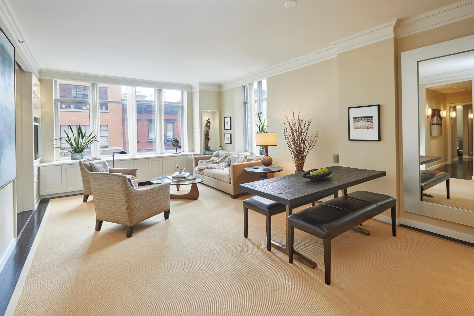 201 West 17th Street 4C, Chelsea, Downtown, NYC - 2 Bedrooms  
2 Bathrooms  
4 Rooms - 