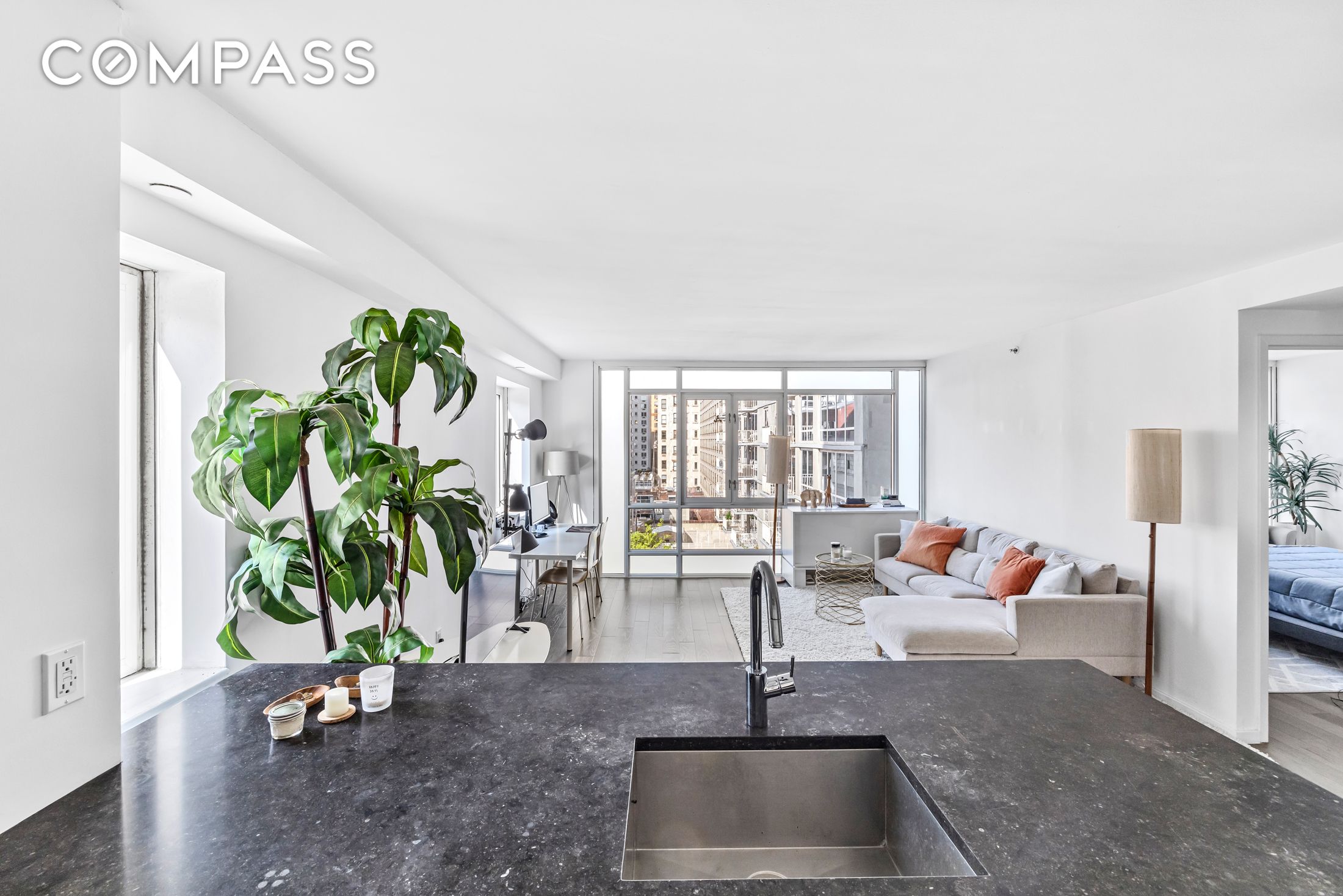 385 1st Avenue 6H, Gramercy Park, Downtown, NYC - 1 Bedrooms  
1 Bathrooms  
3 Rooms - 