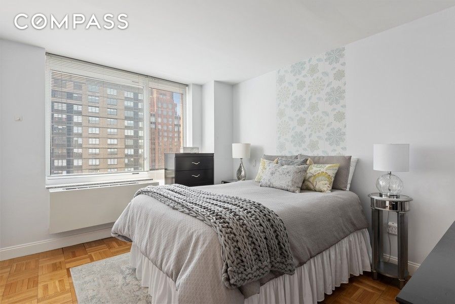 East 96th Street 29F, Upper East Side, Upper East Side, NYC - 2 Bedrooms  
2 Bathrooms  
4 Rooms - 