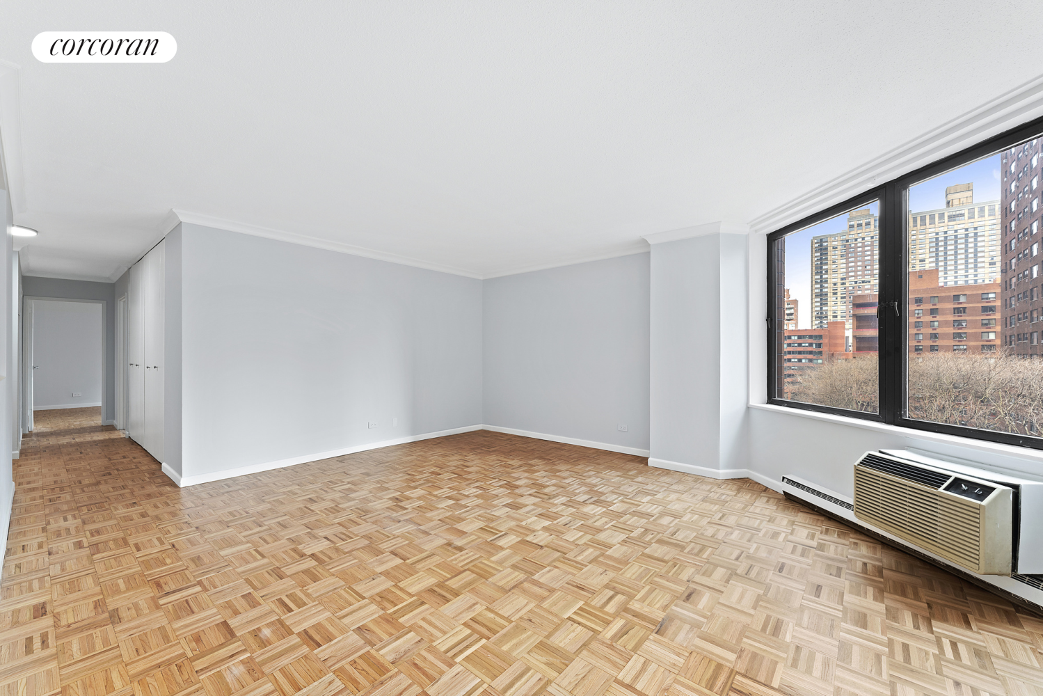 1641 3rd Avenue 5H, Yorkville, Upper East Side, NYC - 2 Bedrooms  
2 Bathrooms  
4 Rooms - 