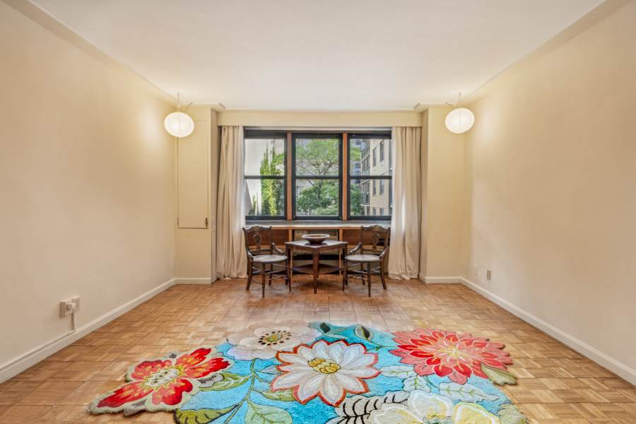 145 East 15th Street 3K, Gramercy Park, Downtown, NYC - 1 Bathrooms  
2 Rooms - 