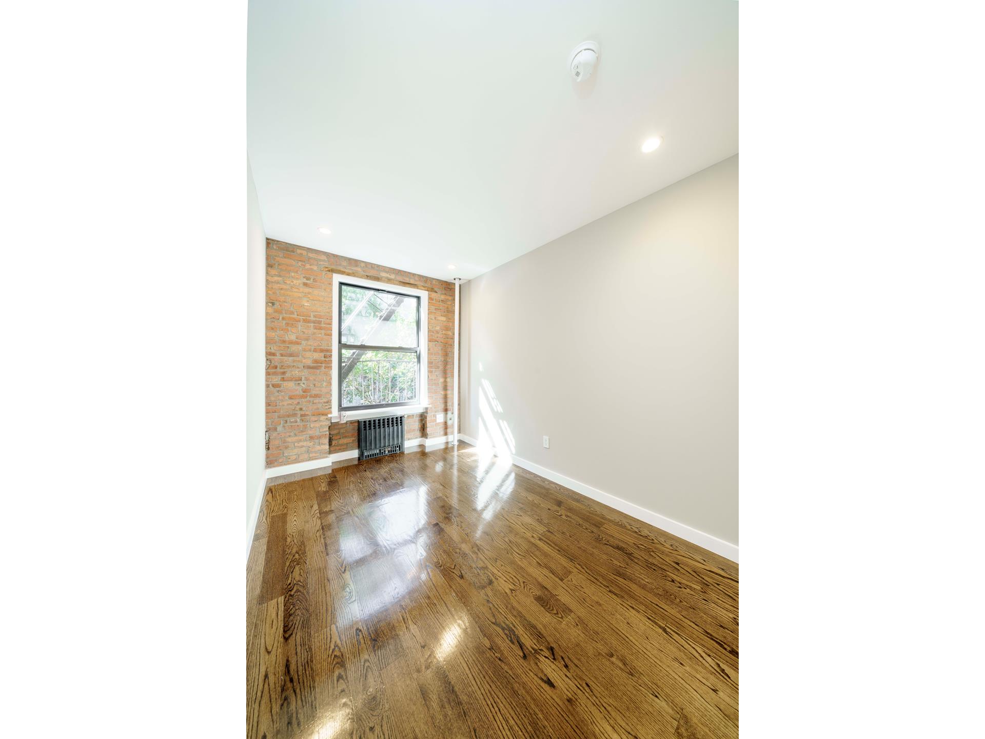 Photo 1 of 226 East 10th Street 06, East Village, NYC, $6,795, Web #: 1090004234