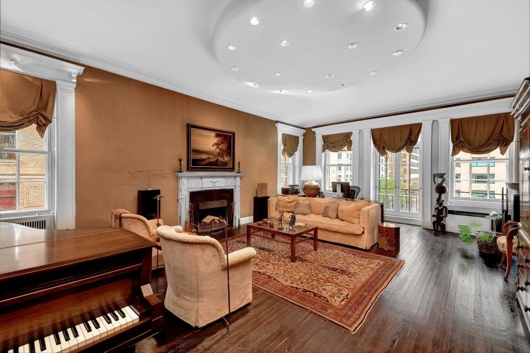 535 Park Avenue 4-Ab, Upper East Side, Upper East Side, NYC - 3 Bedrooms  
4 Bathrooms  
7 Rooms - 