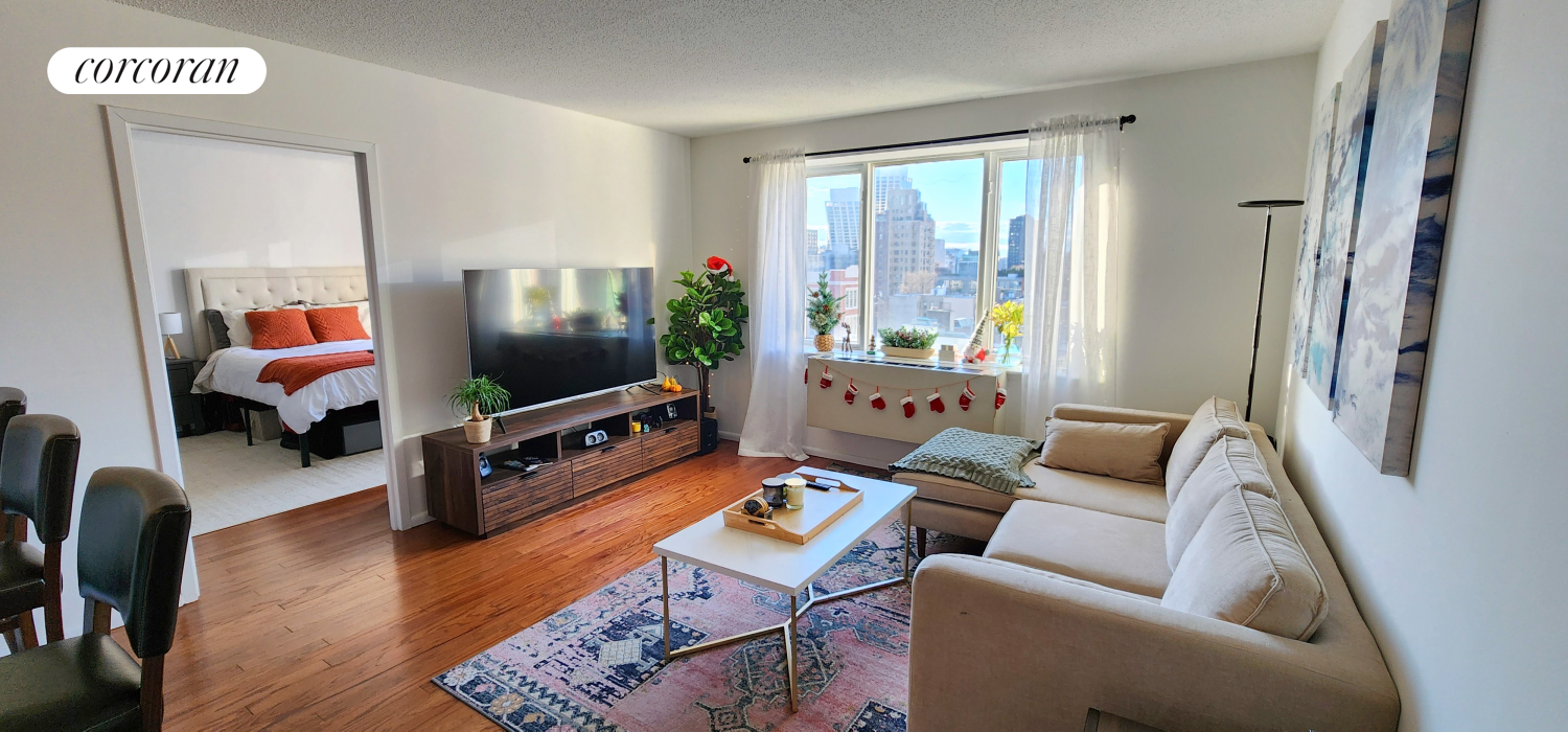 225 8th Avenue 11B, Chelsea,  - 2 Bedrooms  
2 Bathrooms  
4 Rooms - 