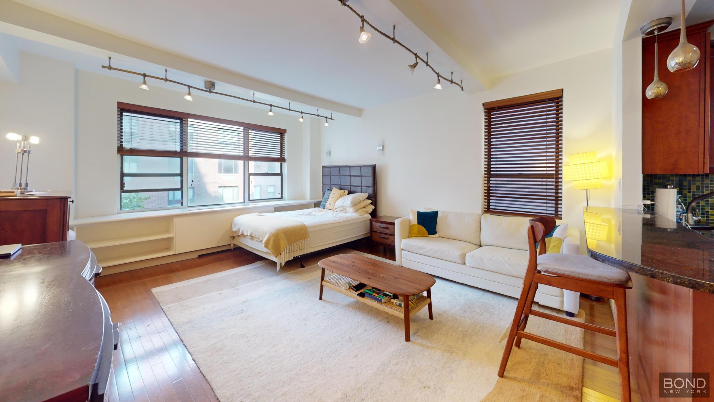 30 East 37th Street 6H, Murray Hill, Midtown East, NYC - 1 Bathrooms  
2 Rooms - 