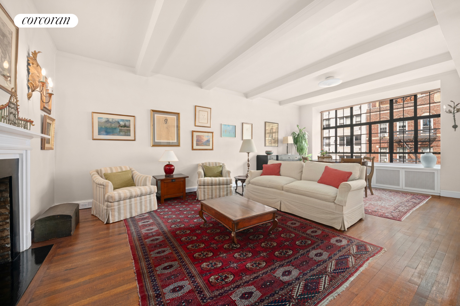 230 East 50th Street 6D, Turtle Bay, Midtown East, NYC - 2 Bedrooms  
1.5 Bathrooms  
5 Rooms - 