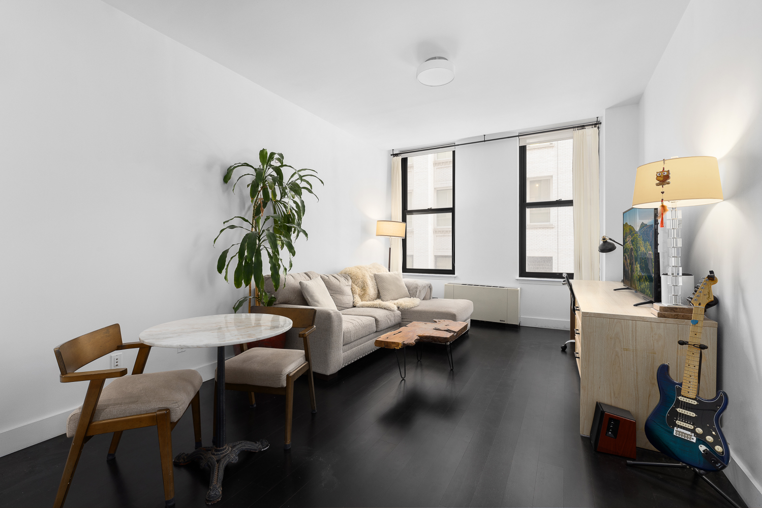 25 Broad Street 7M, Financial District, Downtown, NYC - 1 Bedrooms  
1 Bathrooms  
3 Rooms - 