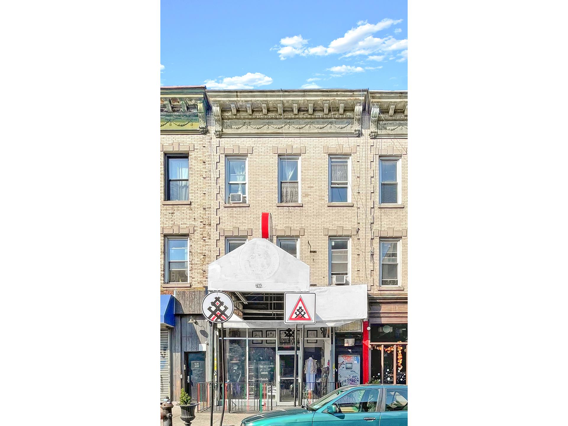 Photo 1 of 760 Franklin Avenue Mixed Use, Crown Heights, New York, $2,750,000, Web #: 1090150893