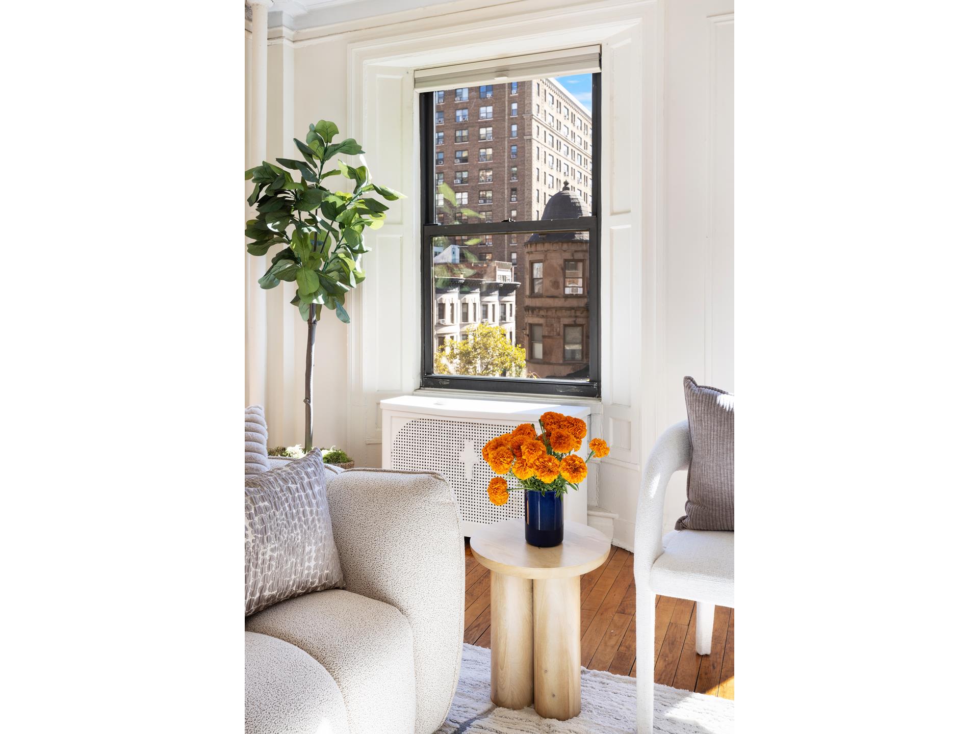 855 West End Avenue 5A, Upper West Side, Upper West Side, NYC - 1 Bedrooms  
1.5 Bathrooms  
4 Rooms - 