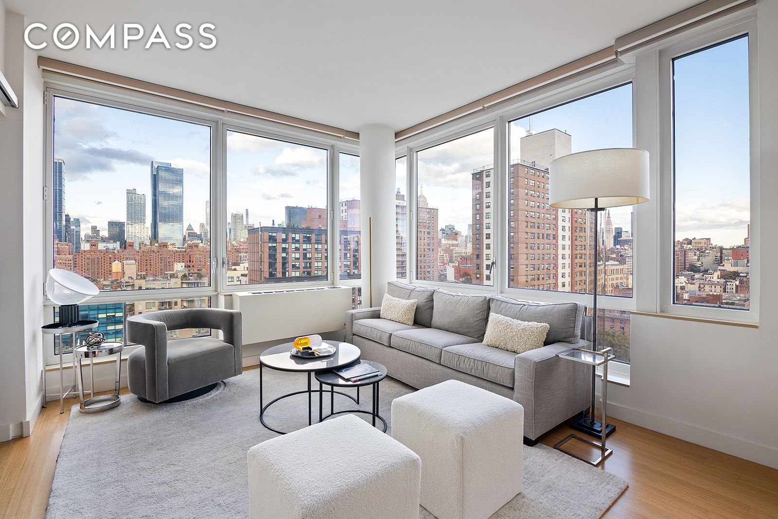 450 West 17th Street 1703, Chelsea, Downtown, NYC - 2 Bedrooms  
2 Bathrooms  
6 Rooms - 