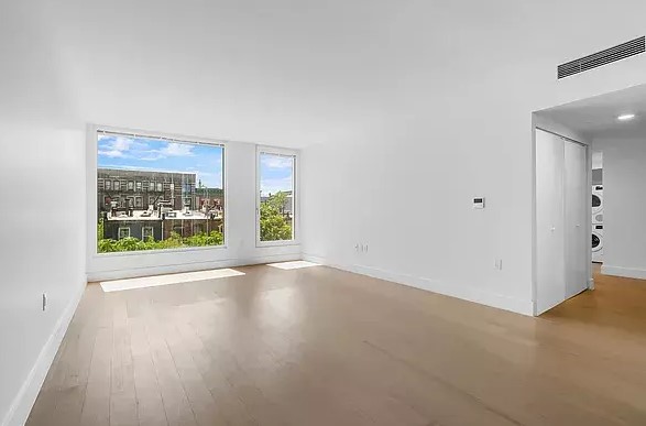 542 West 153rd Street 501, Hamilton Heights, Upper Manhattan, NYC - 2 Bedrooms  
1 Bathrooms  
4 Rooms - 