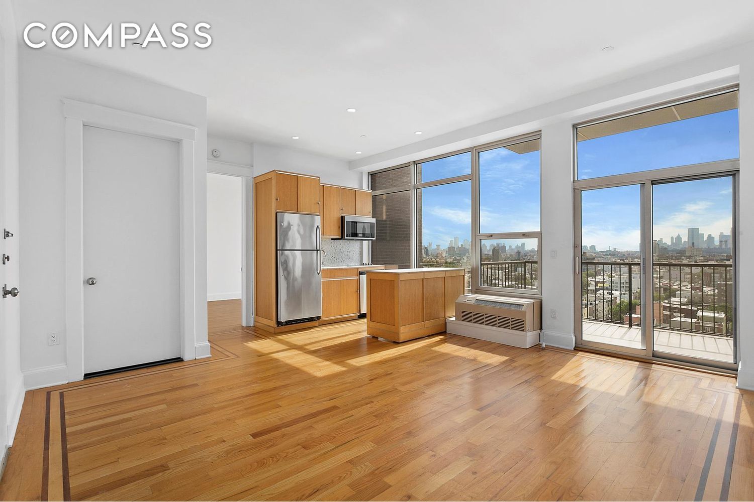 480 Humboldt Street 8A, Williamsburg, Brooklyn, New York - 2 Bedrooms  
1 Bathrooms  
4 Rooms - 