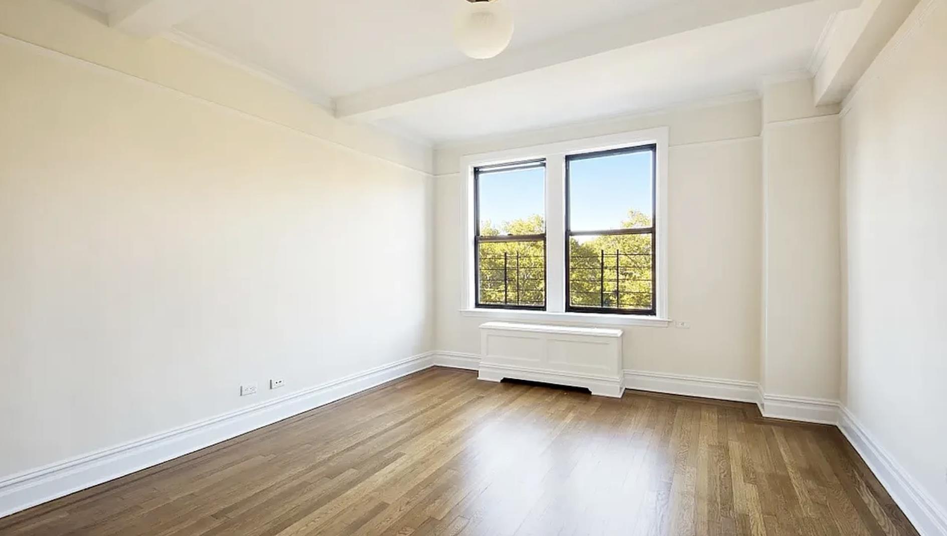 98 Riverside Drive 8-A, Upper West Side, Upper West Side, NYC - 3 Bedrooms  
2 Bathrooms  
6 Rooms - 