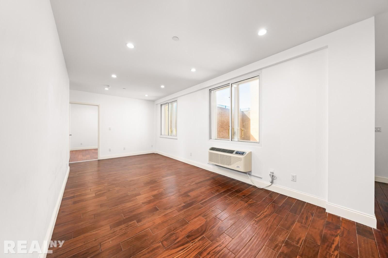 109-15 72nd Road 2B, Queens, Queens, New York - 2 Bedrooms  
2 Bathrooms  
5 Rooms - 