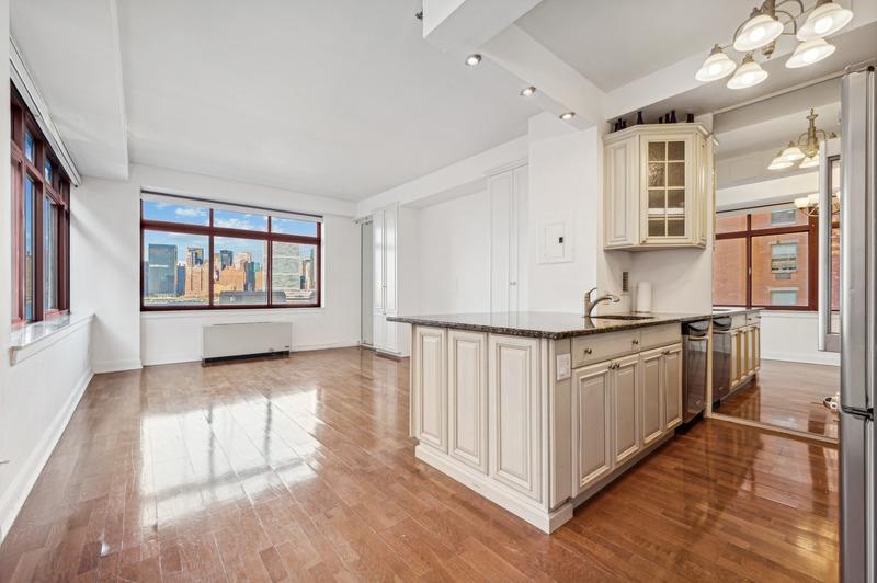 Photo 1 of 4-74 48th Avenue 5-A, Long Island City, New York, $550,000, Web #: 1090282117